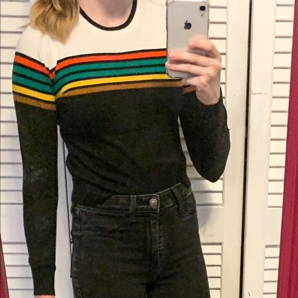 Forever 21 sweater - Picture 2 of 2